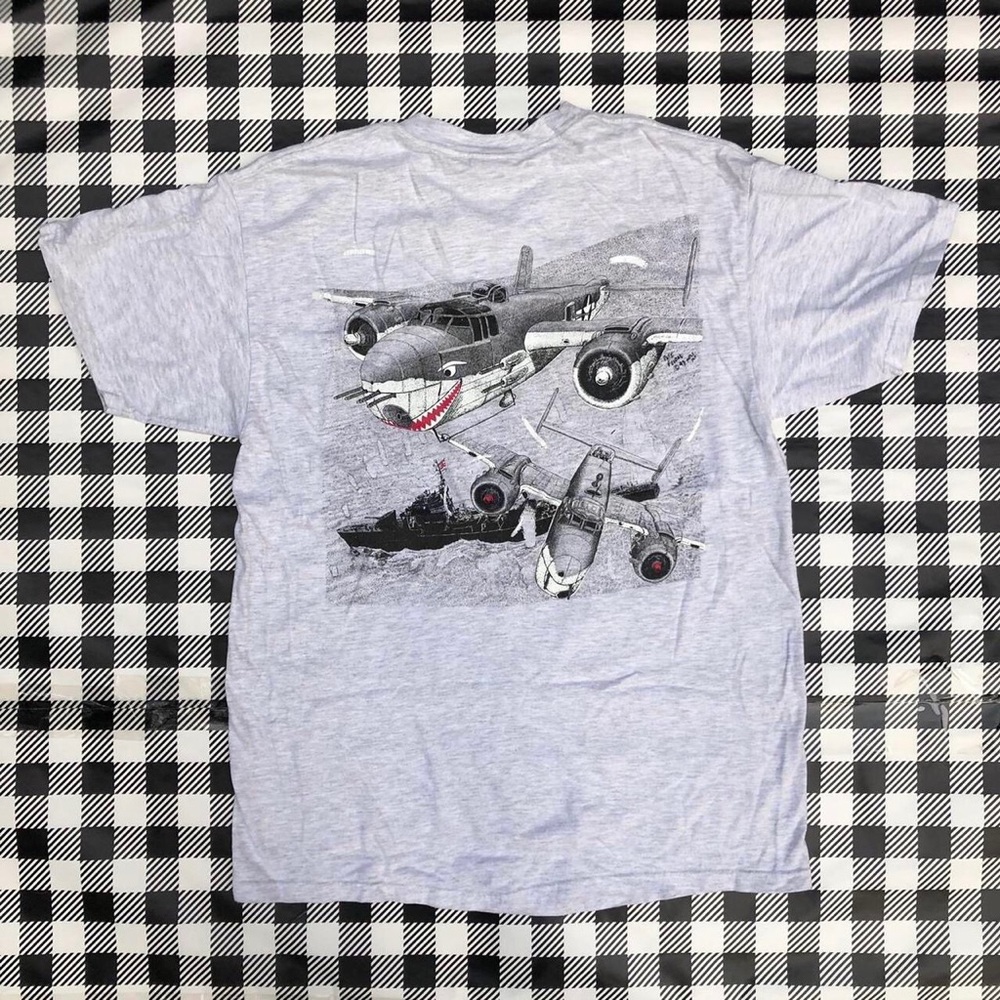 vintage plane graphic tee